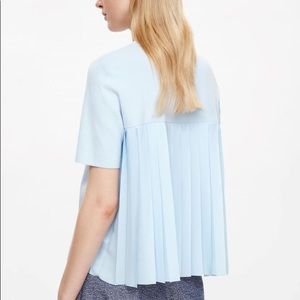 ISO💙 COS pleated-back top